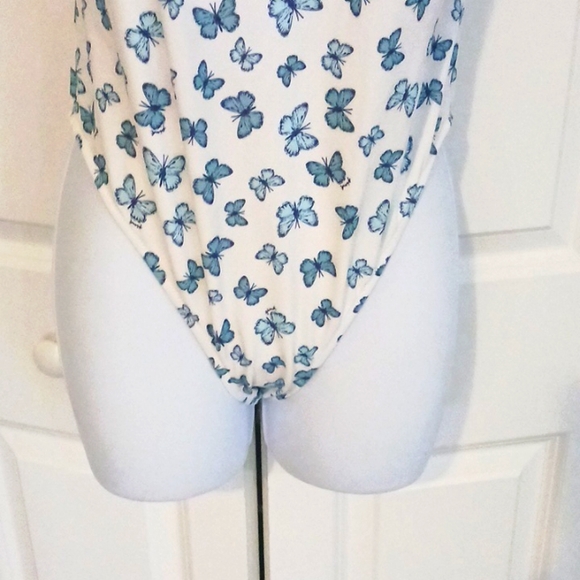 Nwt Victoria's Secret Pink One Piece Swimsuit. Size large. - Picture 4 of 14